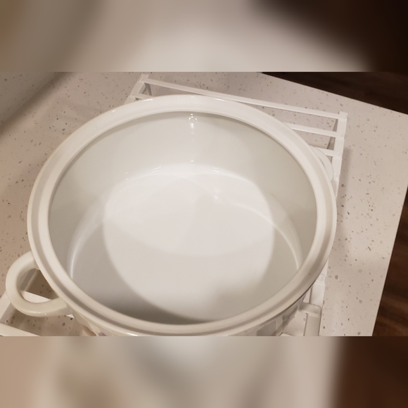 Vintage 1975 Enesco Fine China Nature Garden Society covered casserole. - Picture 7 of 10